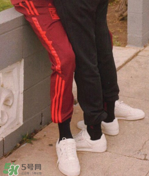 yeezy calabasas運(yùn)動褲在哪買？yeezy calabasas褲子發(fā)售時(shí)間