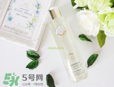香邂格蕾古法凝光醋萃爽膚水怎么用？