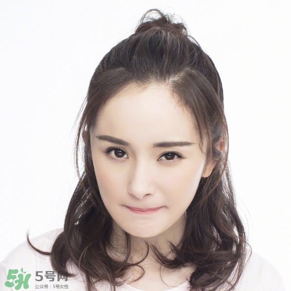 墊下巴會顯得臉小嗎？墊下巴會一直婆婆嘴嗎？