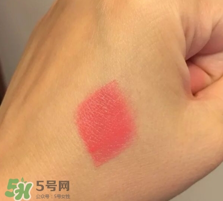 雅詩(shī)蘭黛戀愛唇膏怎么打開？雅詩(shī)蘭黛戀愛唇膏怎么用