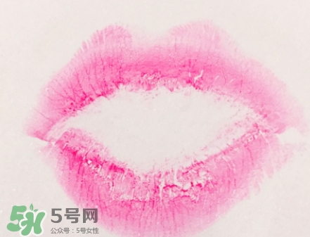 蘭蔻菁純唇膏小紅色是什么顏色？蘭蔻小紅色好看嗎