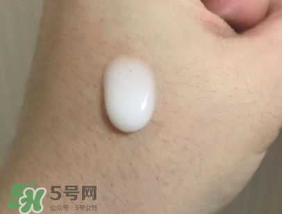 olay臻粹系列小臉精華多少錢(qián)？olay小臉精華適合年齡