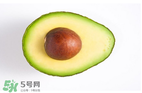寶寶吃牛油果的好處？寶寶吃牛油果多少合適？