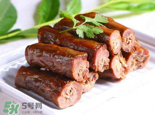 鴨脖可以帶上飛機(jī)嗎？鴨脖可以托運(yùn)嗎？