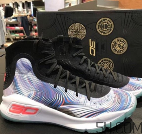 under armour curry 4庫里戰(zhàn)靴中國別注版實物什么樣？