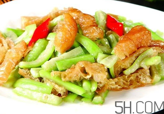 油條和什么炒好吃？油條可以炒什么菜？