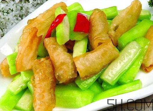 油條和什么炒好吃？油條可以炒什么菜？