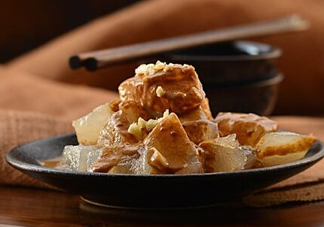 燜子是涼粉嗎？燜子是用什么做的？