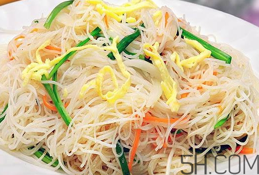 吃炒面會胖嗎？炒面熱量高嗎？