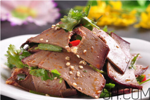 南瓜發(fā)霉了能吃嗎？高血壓不能吃的食物