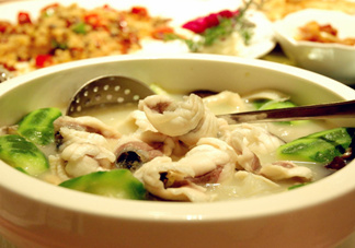 脆肉鯇是淡水魚嗎？脆肉鯇是怎么養(yǎng)殖的？