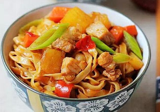 炒面為什么會粘鍋？炒面怎么不粘鍋？
