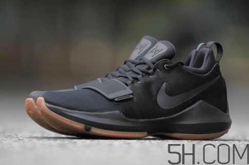 nike pg 1黑色生膠大底發(fā)售時間_實物什么樣？