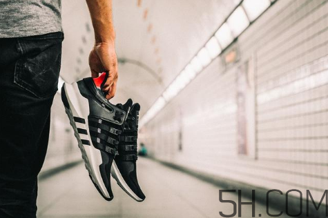 adidas eqt support adv芝加哥限定款怎么買(mǎi)？