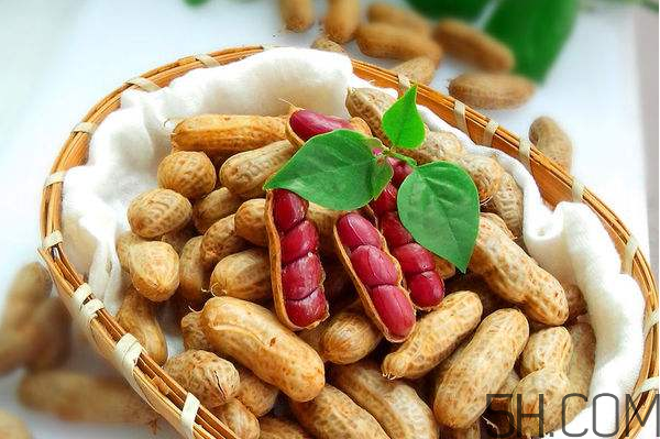 孕婦臨產(chǎn)前的準(zhǔn)備工作有哪些？孕婦吃花生的好處