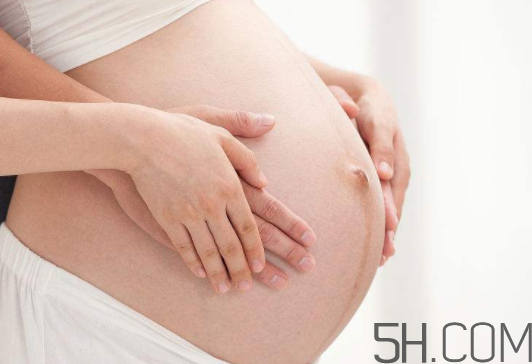 孕婦坐火車對胎兒有影響嗎？孕婦坐火車的注意事項