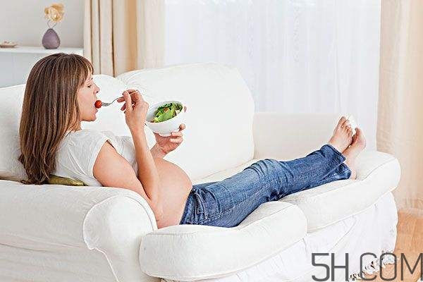 孕婦奶粉可以干吃嗎？孕婦奶粉可以喝到生嗎？