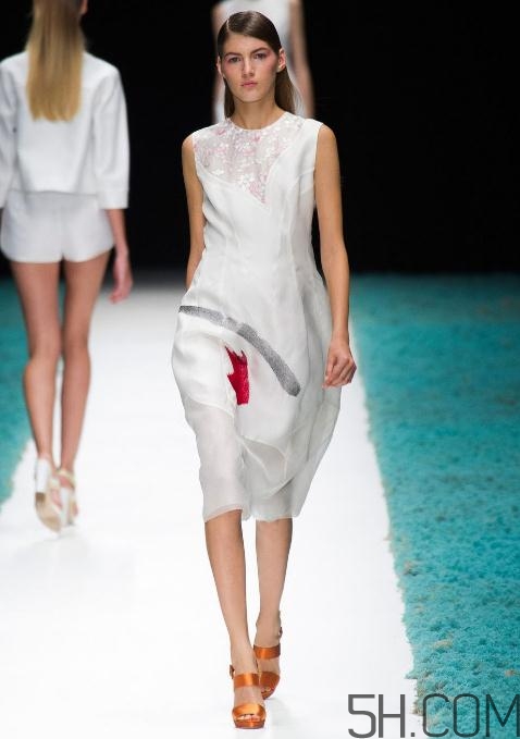 shiatzy chen衣服貴嗎？shiatzy chen服裝價位