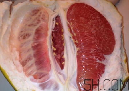 紅心柚子與白肉柚子有什么差別？紅心柚子是轉(zhuǎn)基因嗎？