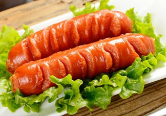 烤腸能用微波爐加熱嗎？烤腸能在微波爐里烤嗎？