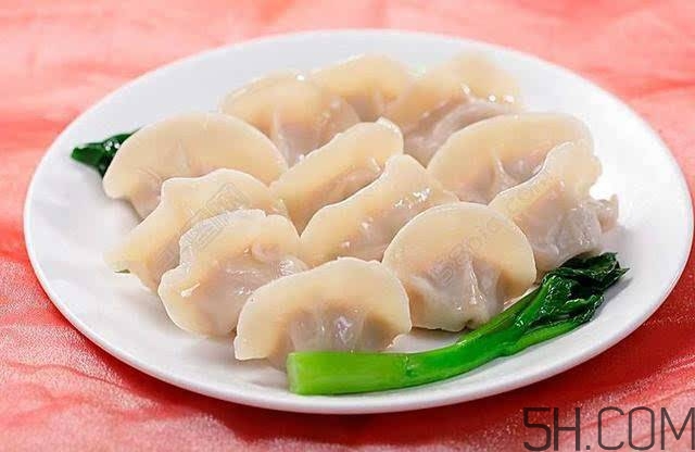 煮餃子開鍋煮皮還是餡？煮餃子蓋不蓋鍋蓋？