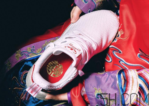 adidas nmd r2 cny中國年喜字配色實物什么樣？