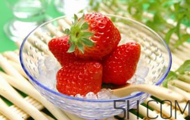 來(lái)月經(jīng)可以吃草莓嗎？草莓可以放冰箱保存嗎？