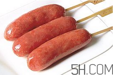烤腸能用微波爐加熱嗎？烤腸能在微波爐里烤嗎？