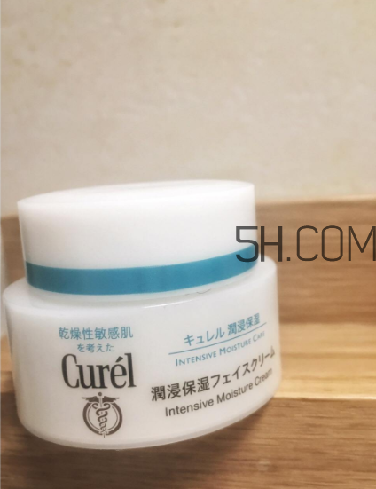 珂潤(rùn)面霜和乳液哪個(gè)好？珂潤(rùn)面霜和乳液區(qū)別
