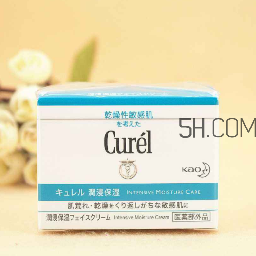 珂潤面霜有酒精味嗎？珂潤面霜是什么氣味的？