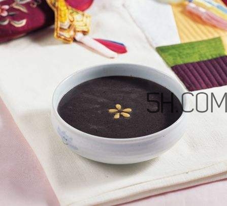 黑芝麻有點(diǎn)苦正常嗎？黑芝麻有保質(zhì)期嗎？