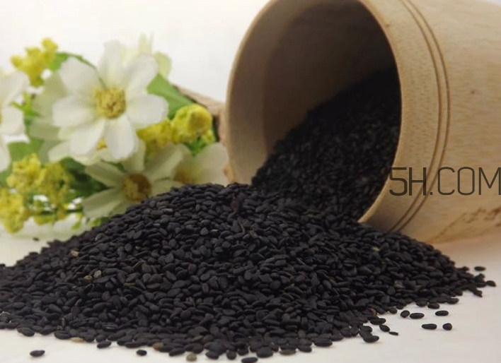 黑芝麻清洗掉色正常嗎？黑芝麻有黑色素嗎？