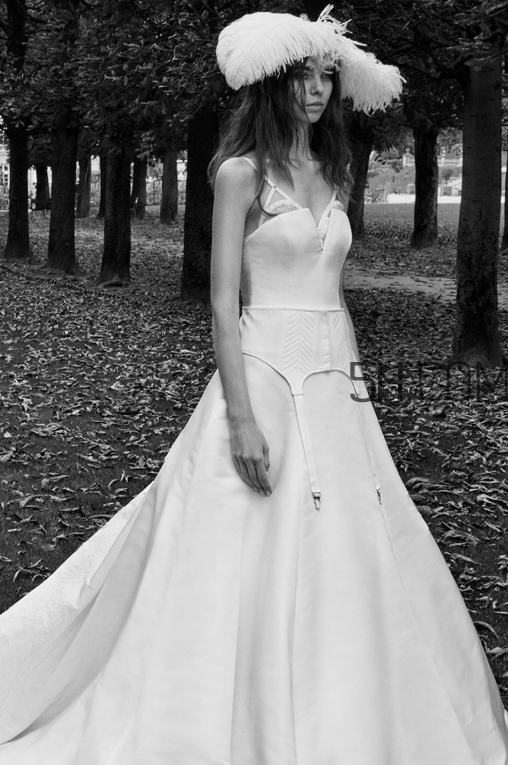 vera wang2018秋季婚紗系列怎么樣_好看嗎？
