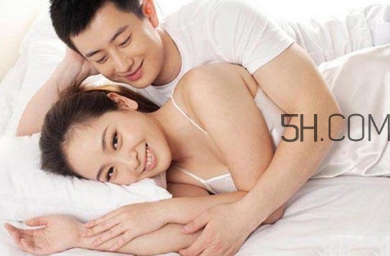 孕晚期同房有助于生產(chǎn)嗎？孕晚期同房對(duì)胎兒有影響嗎？