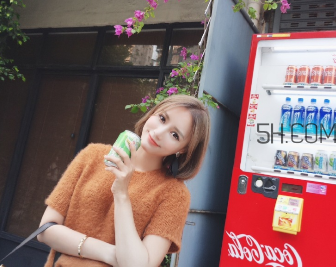 中耳炎和狐臭有關(guān)系嗎？中耳炎會(huì)自愈嗎？