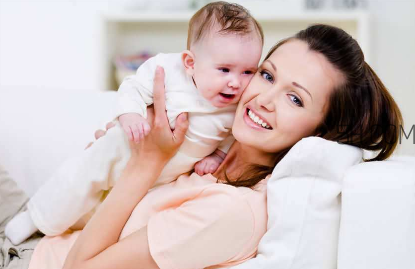 母乳期發(fā)高燒怎么辦？感冒咳嗽能喂奶嗎？