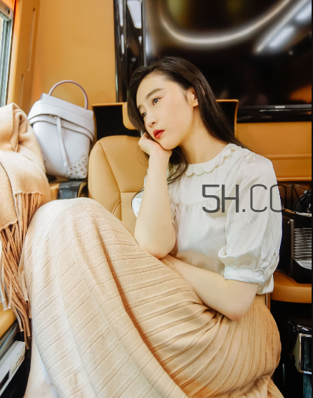 中耳炎為什么會(huì)流水？中耳炎為什么會(huì)流血？
