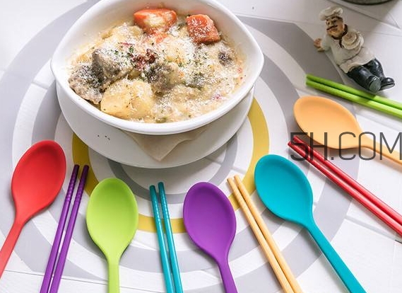 教會寶寶自己吃飯，你做到這些了嗎？