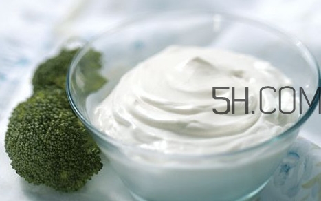 淡奶油哪個牌子好？淡奶油可以用牛奶代替嗎