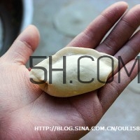 餃子和面用熱水還是冷水？餃子和面要醒多長時間？