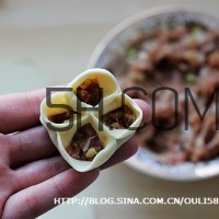 餃子和面用熱水還是冷水？餃子和面要醒多長時間？