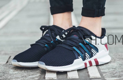 adidas eqt racing adv復(fù)古跑鞋在哪買？