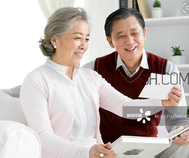 頸椎病能游泳嗎？頸椎病能引起胸疼嗎？