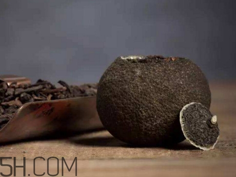 為什么喝小青柑普洱茶喉嚨痛？小青柑什么時(shí)候喝好