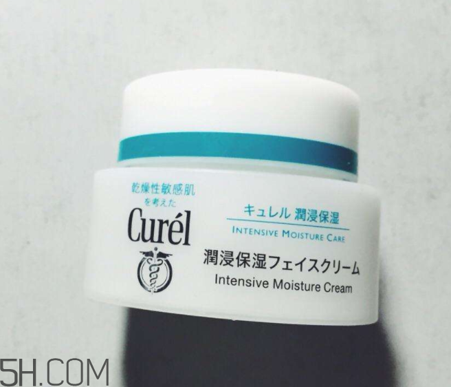 珂潤(rùn)面霜適合夏天用嗎？夏天用珂潤(rùn)面霜會(huì)油嗎？