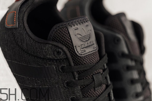 adidas nmd r2 future harvest萬圣節(jié)配色實物什么樣？