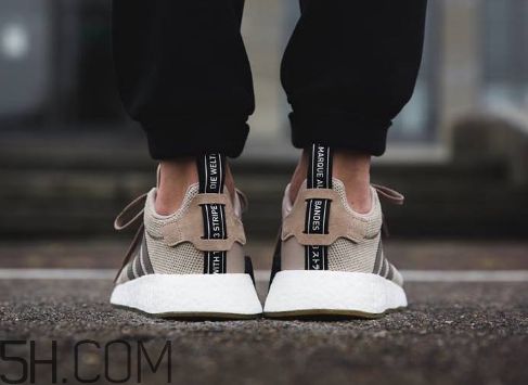 adidas nmd r2 trace khaki上腳效果怎么樣？