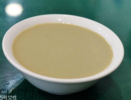 豆汁兒是什么做的？豆汁兒是什么味道