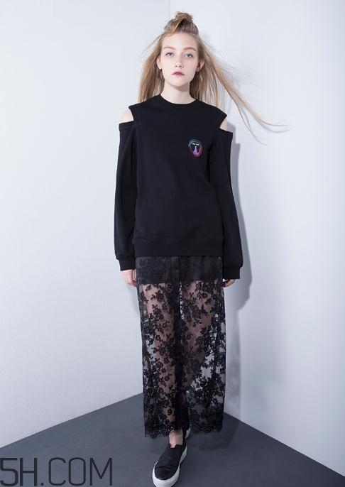 地素衣服適合什么人？地素衣服的質(zhì)量怎么樣？