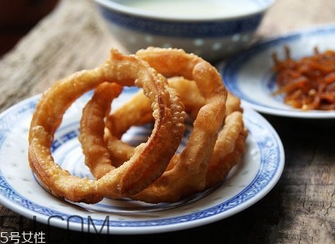 焦圈兒是什么？焦圈和油條有什么區(qū)別